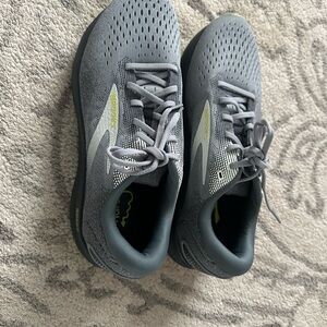 Brooks Men’s Ghost 16 Running Shoes